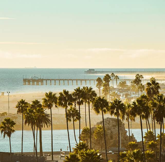 Aerial view of the beach, near where you can find the best Newport Beach injury lawyer for your case