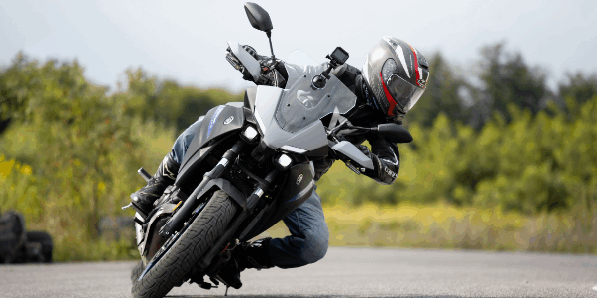 motorcycle-left-turn-accident