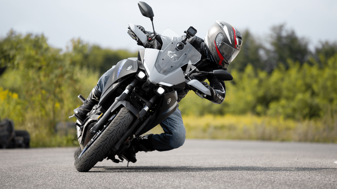 motorcycle-left-turn-accident