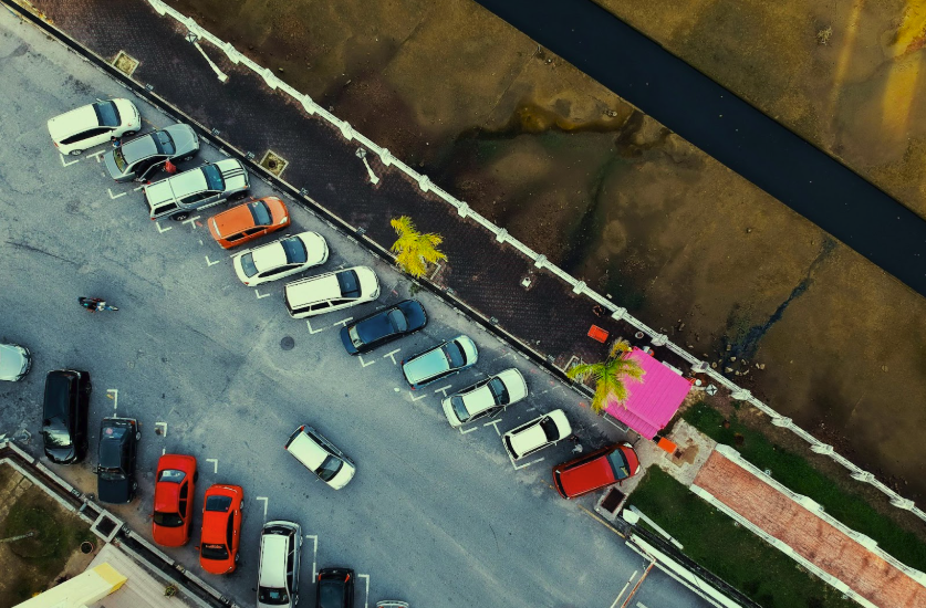 Pedestrian Hit by Car in a Parking Lot: Who’s at Fault and What Happens Next?
