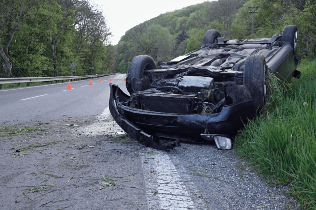 rear-end-collisions-to-rollover-crashes:-a-newport-beach-car-accident-lawyer-breaks-it-down