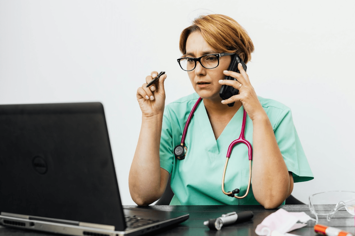 how-doctors-and-lawyers-coordinate-care-and-claims-after-an-accident-in-phoenix