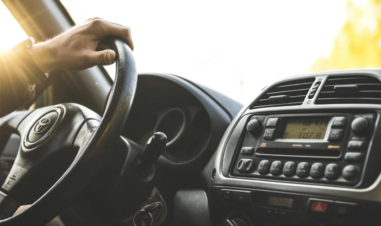 is-it-safe—or-legal—to-drive-your-car-after-an-accident?