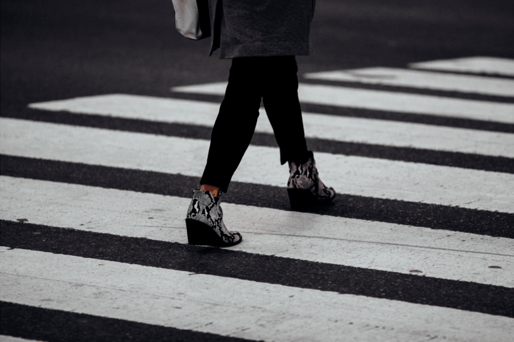 don’t-let-a-distracted-driver-ghost-you:-the-perks-of-a-san-bernardino-pedestrian-accident-attorney